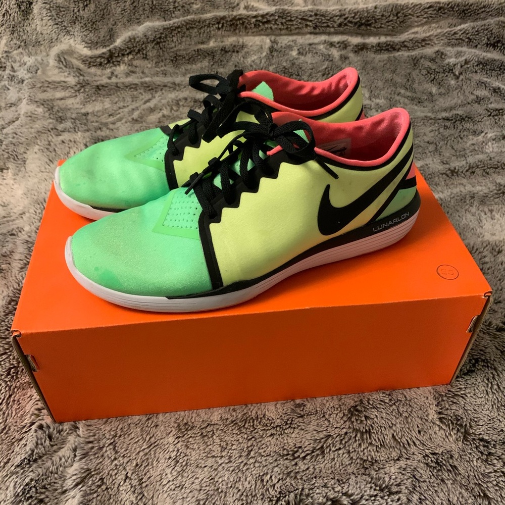 Nike Lunar Sculpt Running Shoes 💛💚 size 9.5 W